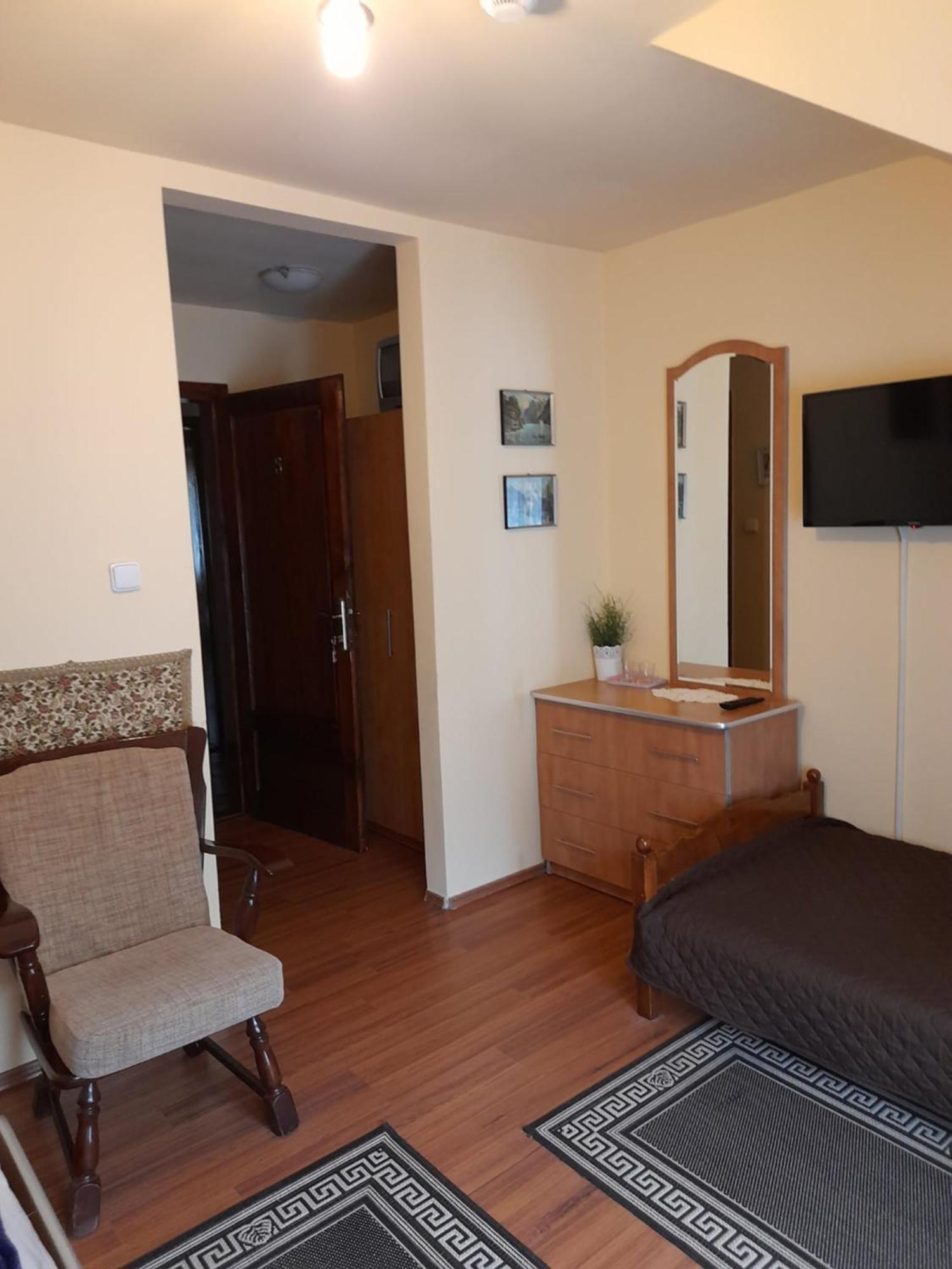 Panzio Anett Bed & Breakfast Pietroasa  Exterior foto